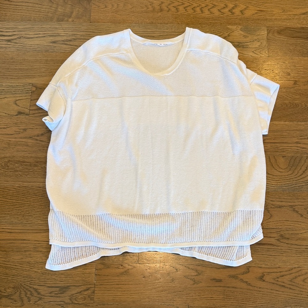 Athleta White Short Sleeve Knit Top